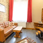 Luther Rustic For 2 People, Free Ac!